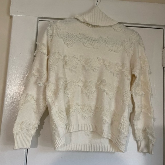 Vince Camuto Cream Sweater size XS - Picture 8 of 8